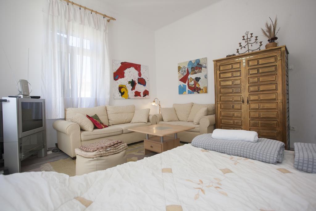 Apartment Kavado สปลิท ภายนอก รูปภาพ